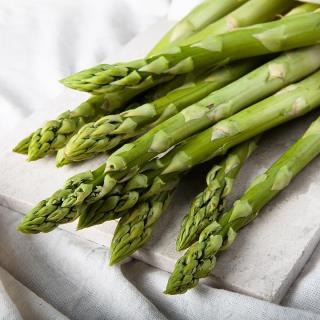 Spargel grün